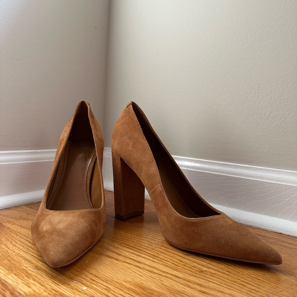 Caramel Marc Fisher Heels - Picture 2 of 4